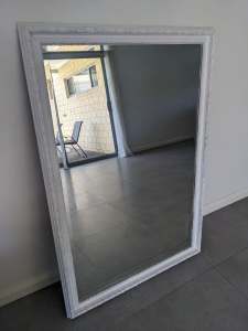 White large mirror