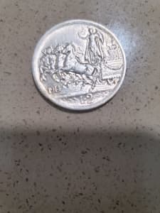 1914 Italy 2 Lire Silver Coin Dollar UNC Roman Spartacus Australia