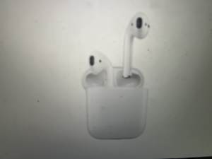 Apple - AirPods 2nd Generation - White (second hand)