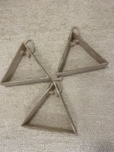 3 x Triangle hanging shelves