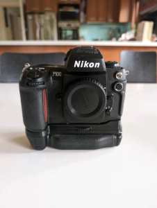 Nikon F100 Film SLR