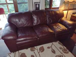 lounge faux leather
