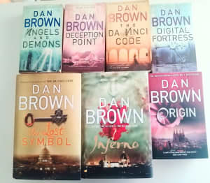 Series of 7x Dan Brown books