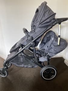 Steelcraft Strider Signature Double Pram with Bassinet