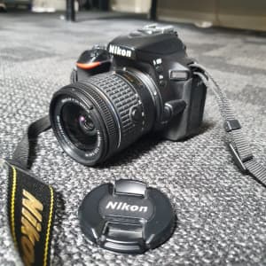 Nikon 5600 camera with original lens