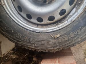 Hilux tyres 2008