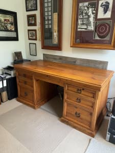 Desk and matching Filing Cabinet