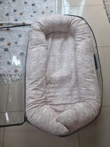 DockATot Grand Toddler Lounger & Spare Cover