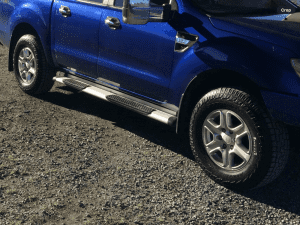 Ford Ranger Factory Rims with second hand tryes.