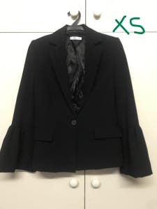 2x Ladies blazers/ jackets-size 10/XS Like new!! Bundle or separate