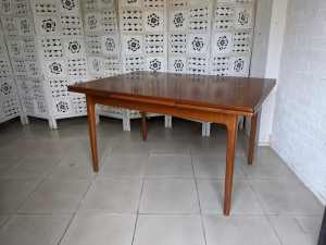 Mid Century Extendable Dining Table - Delivery Available