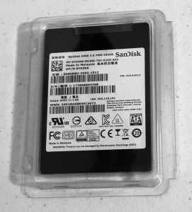 SANDISK SSD 256GB HARD DRIVE AS NEW