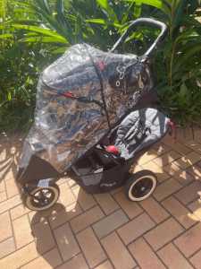 Phil and Teds Dot Pram with Double Kit & LOADS of extras