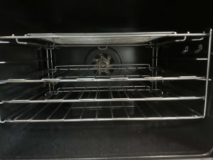 Chef Natural Gas Underbench Oven, 6 months warranty (29049 M)
