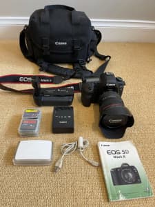 Canon 5D MK11 EOS Camera EF f/4 24-105mm Zoom Lens Canon BG-E6 Grip