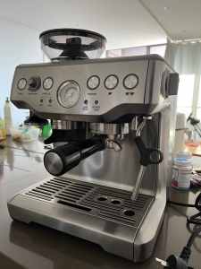Breville espresso coffee machine BES870