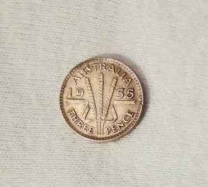Australia 1955 Queen Elizabeth three pence coin - 50% silver