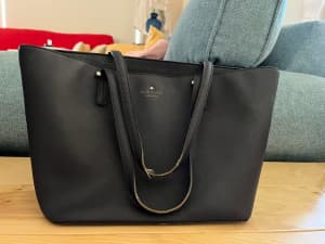 Kate Spade hand bag in good condition