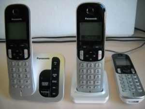 3 x Panasonic KX-TGC220AL Cordless Phones And A Answering Machine