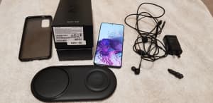 Galaxy s20  128gb new with extra wireless charger and earbud