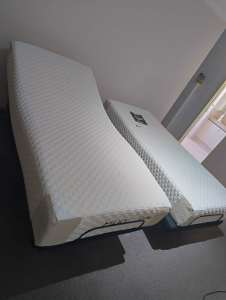 Mlily motion bed king bed or 2 king singles