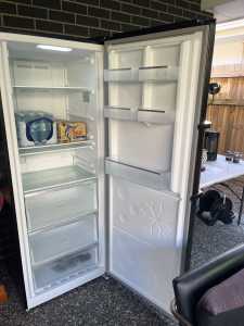 Chiq Fridge switchable to freezer