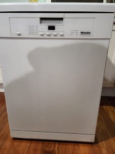 Miele Dishwasher for spare parts
