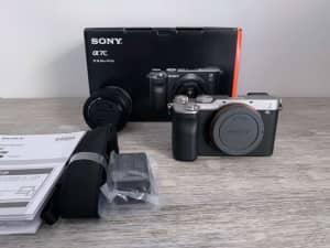 SONY A7C full frame camera 28-60 lens BRAND NEW Aus warranty Dec 2025