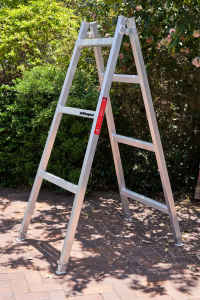1.8m to 2.1m new trestle ladder aus aluminium scaffold brisbane
