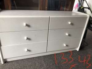 Chest of drawers- free- pick up only