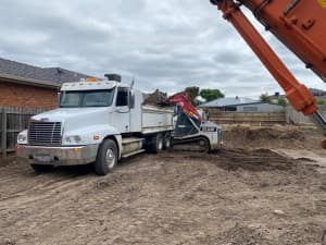 Bobcat - tipper hire-soil - site clean, 