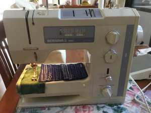 Bernina 1020 sewing machine