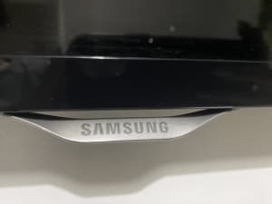 Samsung 40 inches, LED , full HD , Smart TV