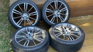 4 x genuine BMW 18inch E90 320d *M sport* wheels rims tyres