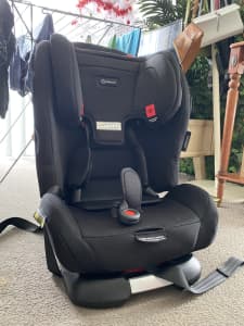 Infasecure car seat newborn-4yrs