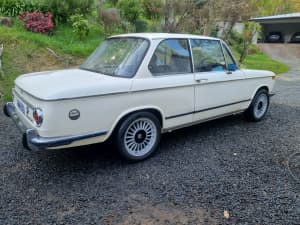 Alpina style rims with tyres for BMW 2002
