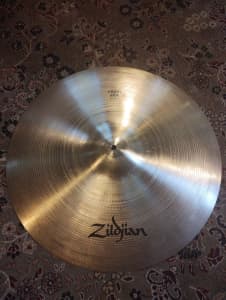 Zildjian Avedis 22 crash/ride cymbal
