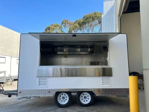 Hot SALE 4 meters food van food trailer cart truck caravan