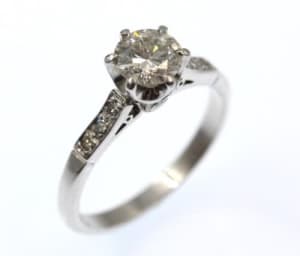 18ct Platinum Unisex Diamond Ring Size I