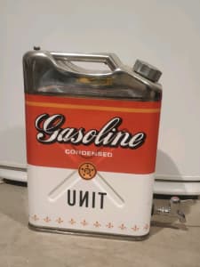 COLLECTORS EDITION UNIT CLOTHING GAS CAN