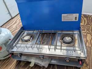 As new hardly used 2 burner camp stove with grill full gas bottle 