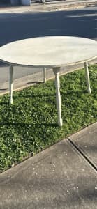 FREE TIMBER TABLE