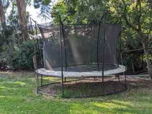 3m Vuly trampoline - FREE