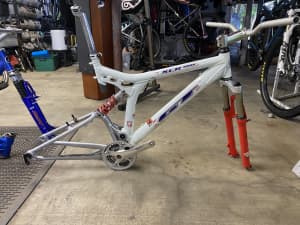 GT I-Drive XCR3000 Medium *fork not included