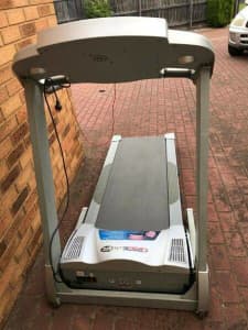 CardioTech X12 - Treadmill Running Machine