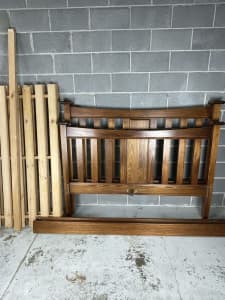 Solid wood queen size bed frame