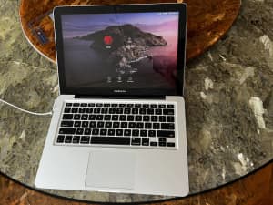 MacBook Pro (13-inch, Mid 2012) - 2.5 GHz Dual-Core Intel Core i5