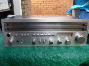 Vintage (1970’s) Aiwa stereo receiver