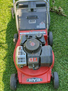 Lawnmower 2 stroke engine untested with catcher