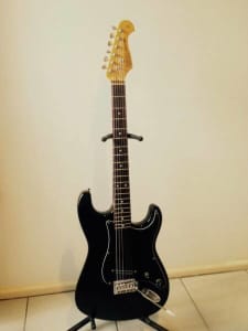 Essex stratocaster guitar Traditional series EC